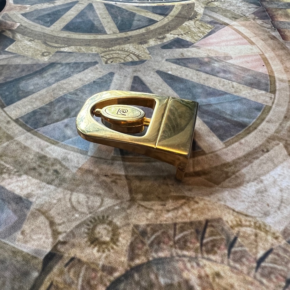 Vintage Pierre Cardin Gold Tone
Signature Logo Metal Belt Signed Swivel
Buckle